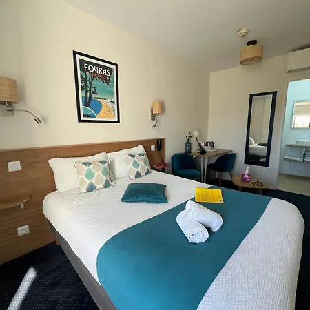 Un Hotel sur le Port-3